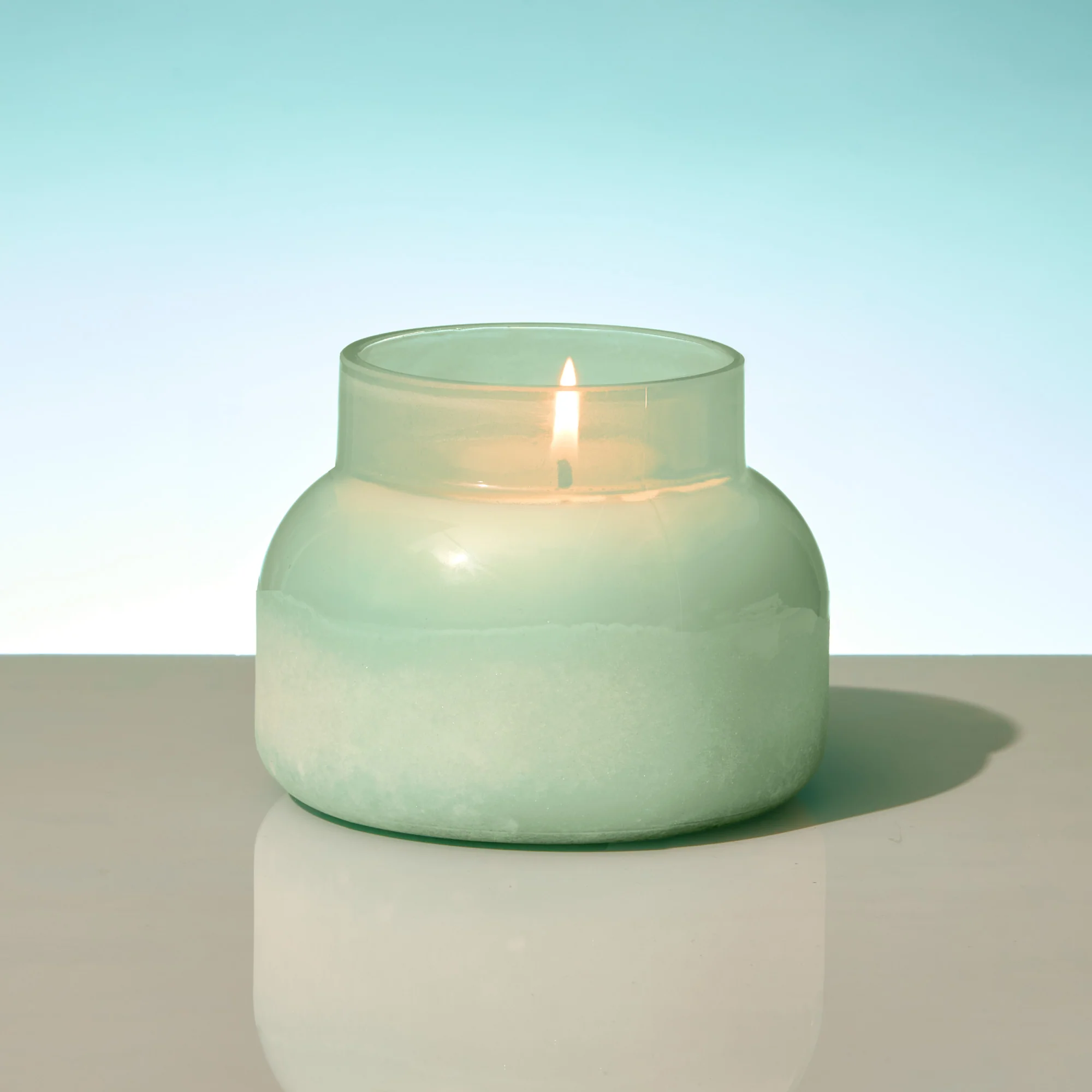 Aloha Orchid Luce d'Amalfi Petite Candle - Image 2