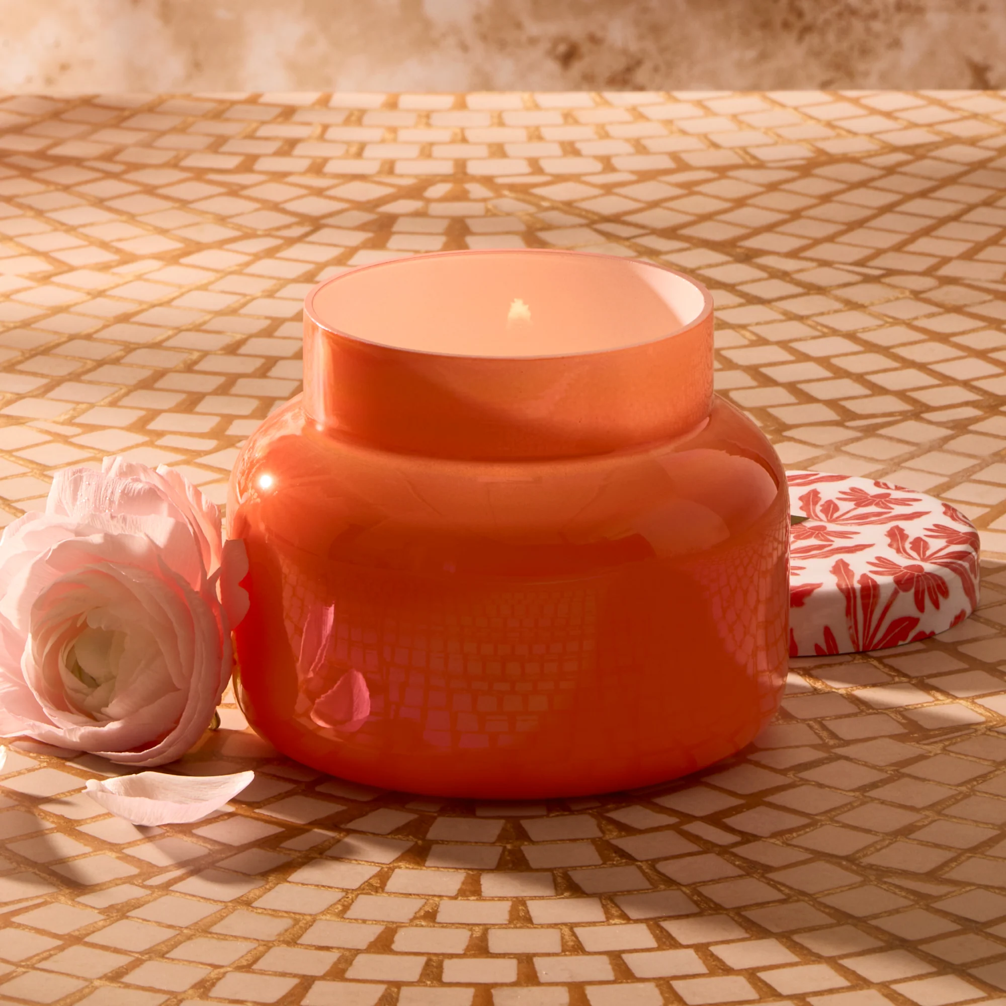Isla Bloom Riviera Sunset Signature Candle - Image 2